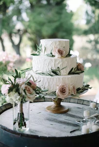 Bolo de Casamento: 10 inspirações para o tema "rústico" 🍰🏕️ 6