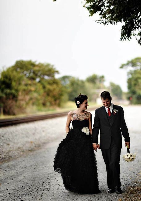 E se a cor do vosso casamento fosse... Preto | 10 inspirações para Vestidos de Noiva ⚫👗 10