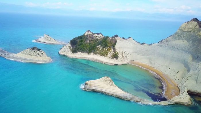 Top 20 destinos de Lua-de-mel 2020: #20 - Corfu ✈️🌍 3