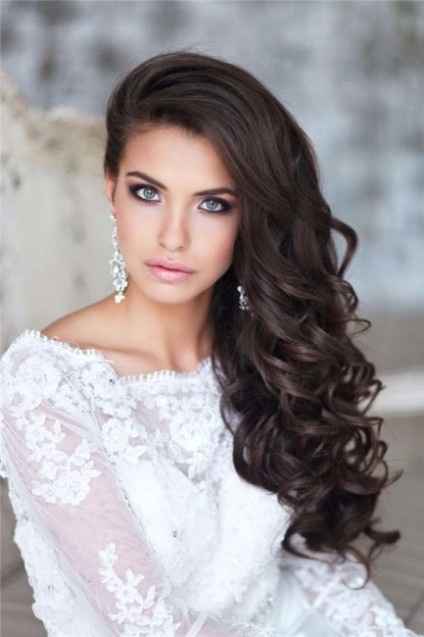 Maquilhagem e Penteado