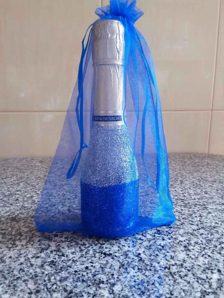 Prontinhas para entregar, falta só o cartão de agradecimento