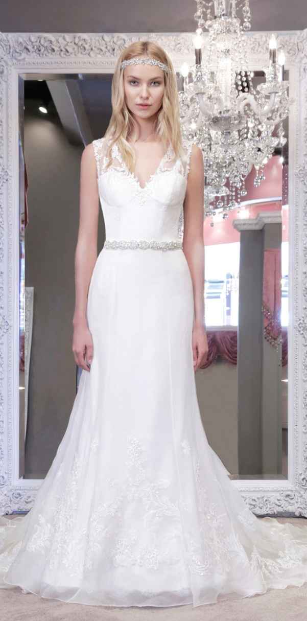 4) Se você gosta de vestido com strass...