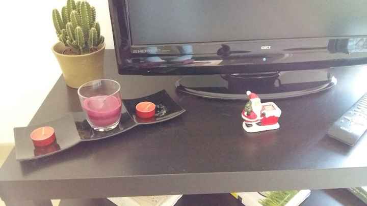 Na mesinha da televisão
