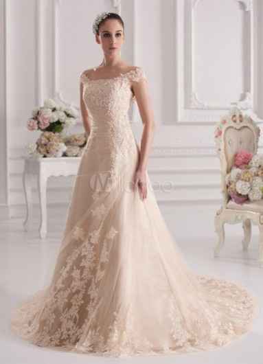 4) Vestido de noiva champanhe