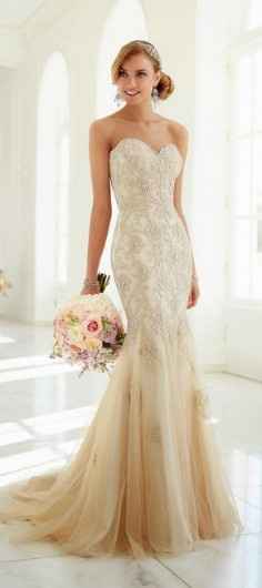5) Vestido de noiva champanhe