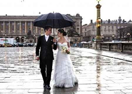 2) Trash the Dress na chuva! 