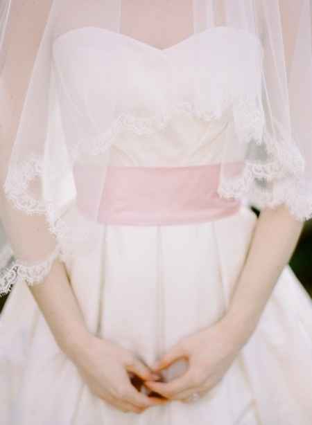 6) Qual é o cinto perfeito para o seu vestido? 