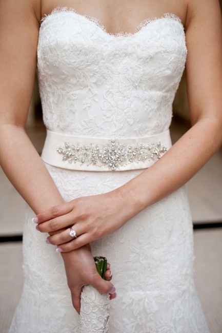 7) Qual é o cinto perfeito para o seu vestido? 
