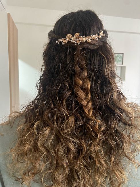 Curiosidade: já escolheram o vosso penteado? 💇🏽‍♀️ 1