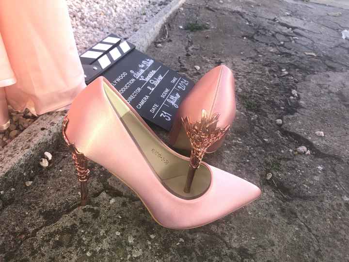 Quanto vão custar os teus sapatos? 👠 - 1