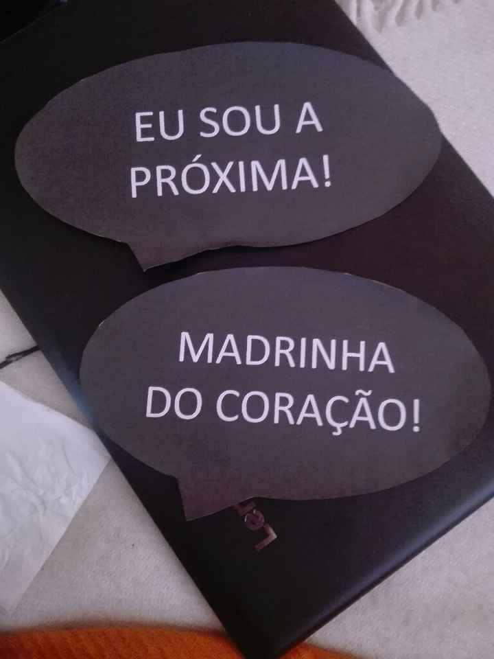  Placards - 1