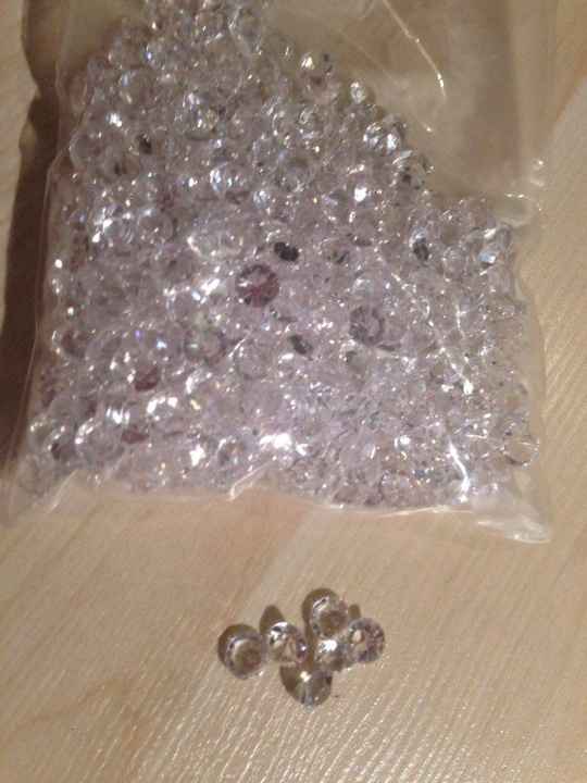 "Pedras de vidro" em forma de diamante (grandes)