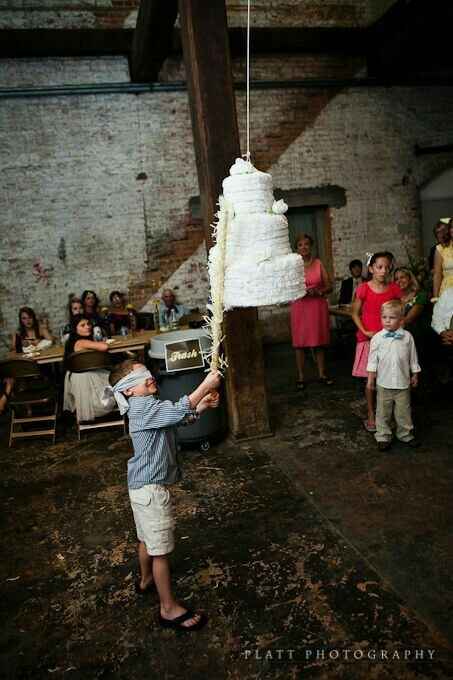 Pinhatas em casamento - 1