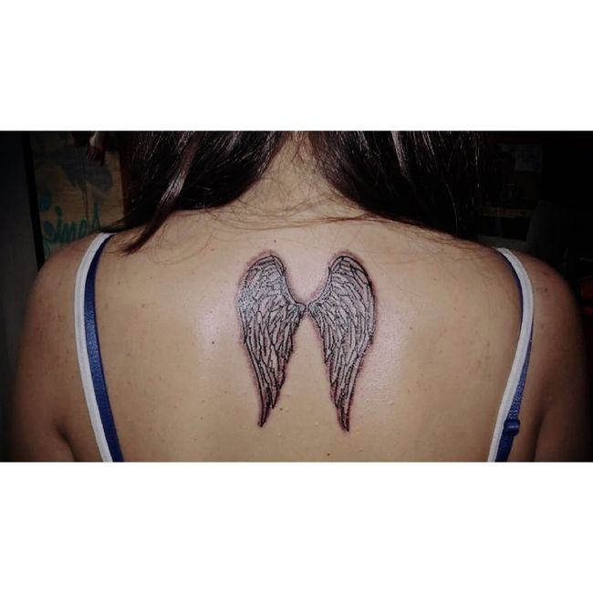 Noivas tatuadas - qual a vossa opinião? - 1