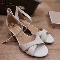 Os teus sapatos de noiva vão ser brancos? 👰 - 1