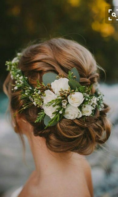 Penteados com flores 🌸 - 5