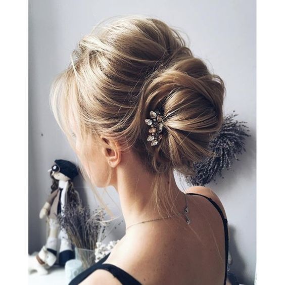5 penteados para noiva – Cabelo apanhado 2