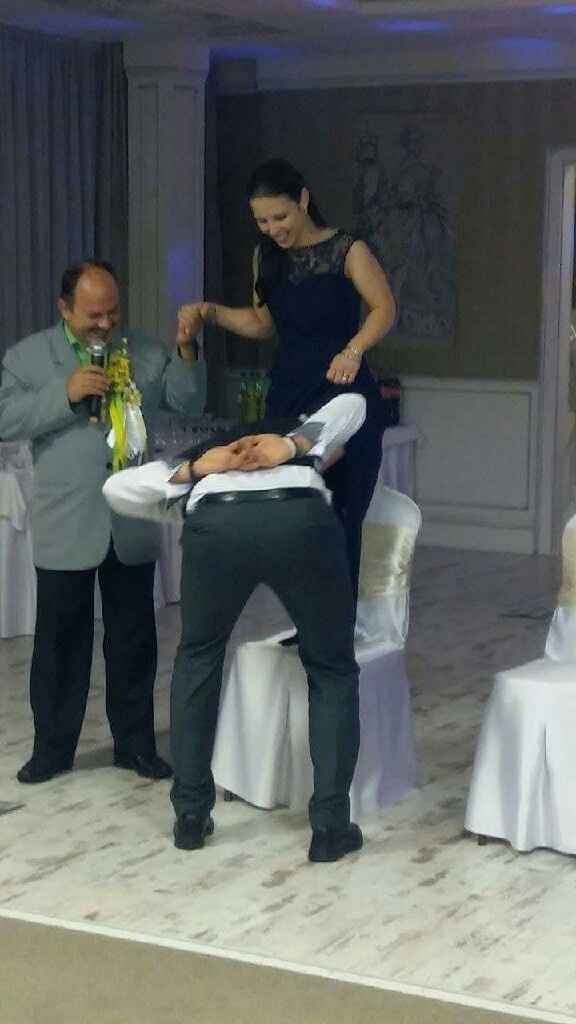 O simbolismo da liga da noiva - 1