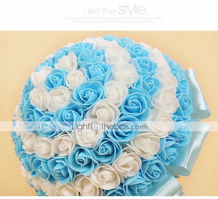Azul e branco