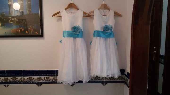 Vestido com flor