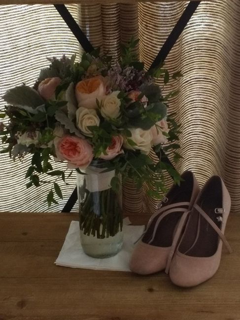 Bouquet e sapatos
