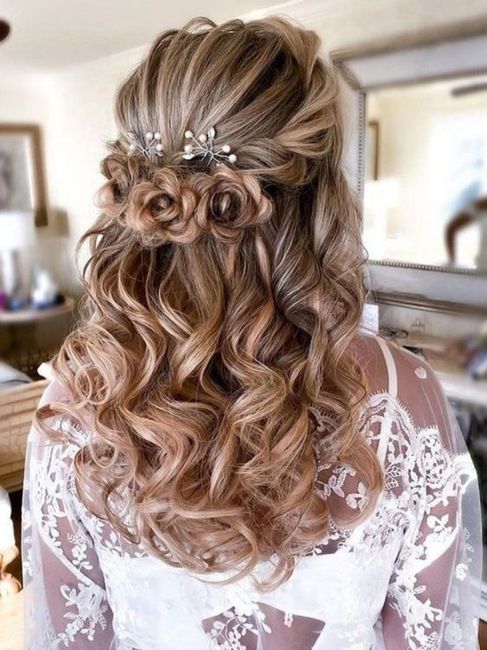 Que penteado escolhes do Armário de Casamentos.pt? - 1