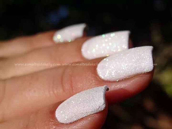 Unhas de noiva simples - 5