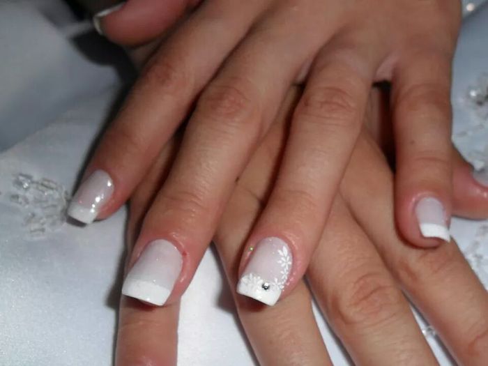 Unhas de noiva simples - 7