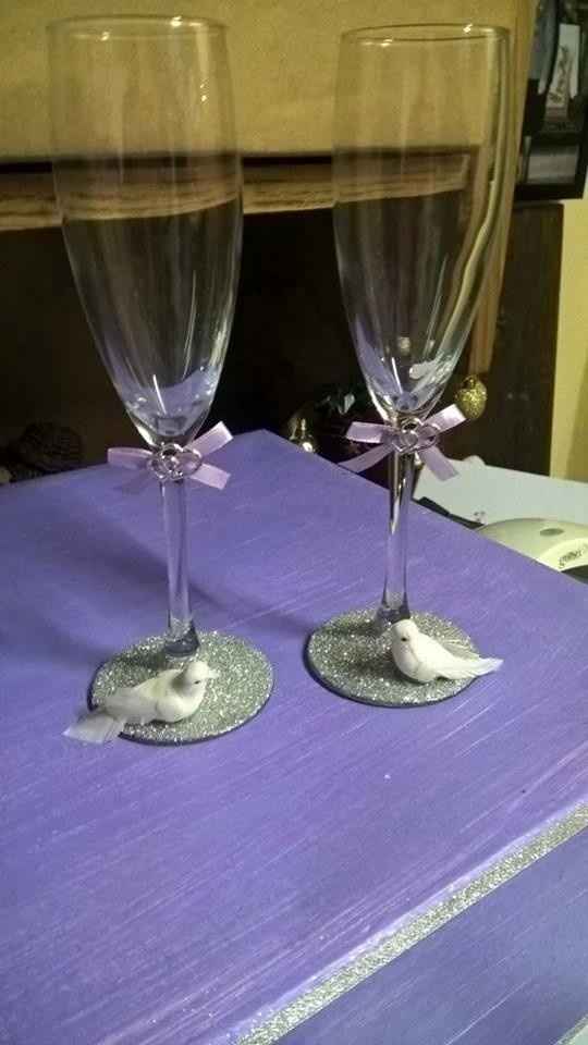 Os nossos copos para o champanhe....