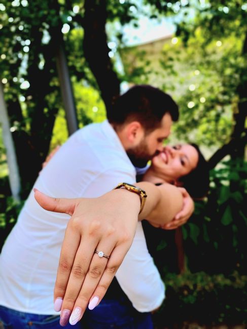 Partilha uma foto do teu anel de noivado! 💍 2