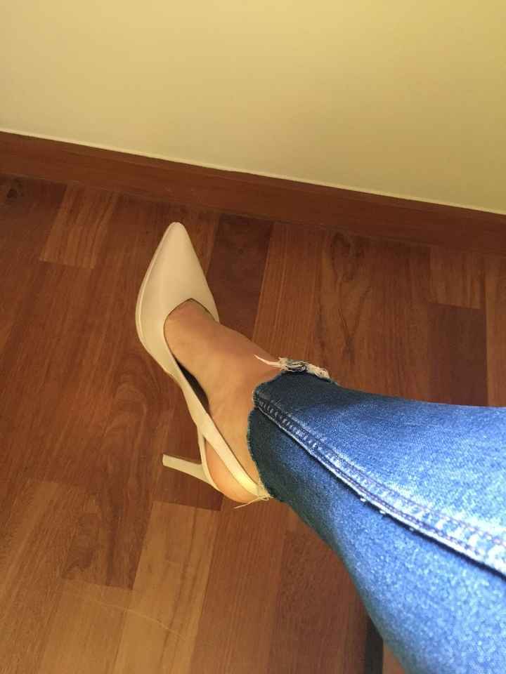 Sapatos - Gloria Ortiz