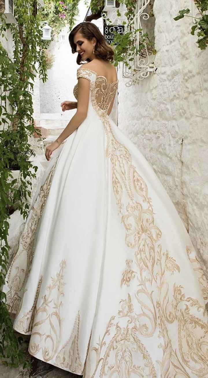 O🌈 Arco-íris invade a Comunidade Inspirações com Dourado para Vestidos de noiva 👰🏻‍♀️ - 3