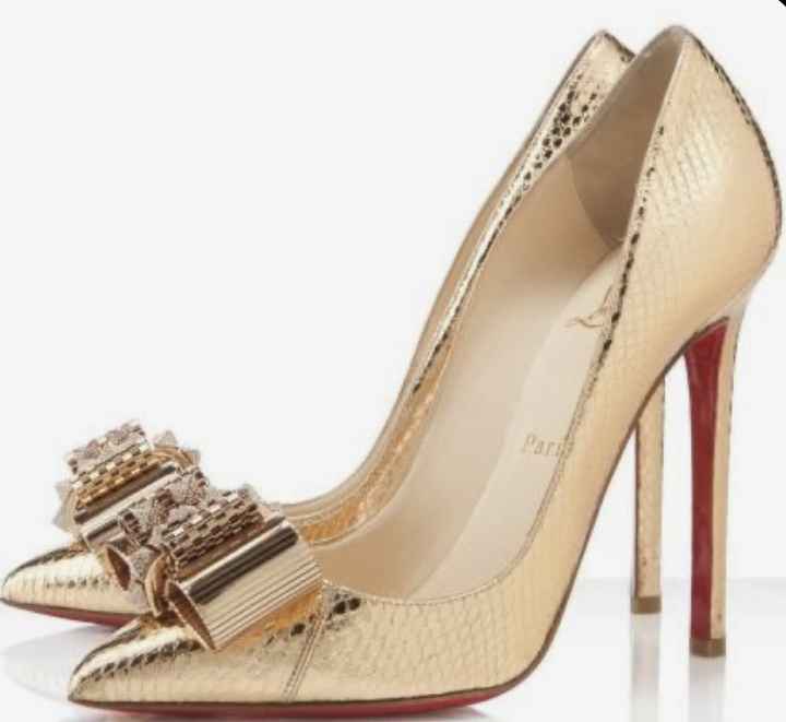 o Arco-íris 🌈invade a Comunidade  Inspirações com dourado  para Sapatos de Noiva - 3