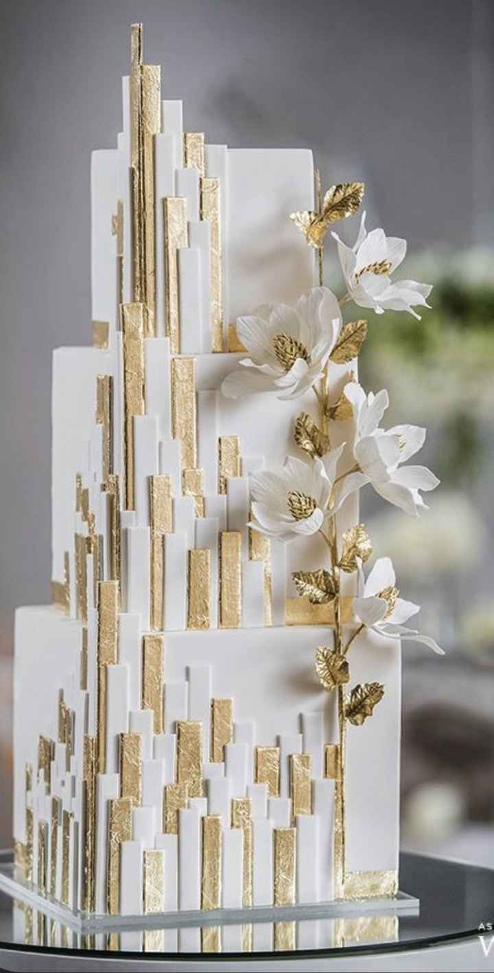 o arco-íris 🌈 Invadiu a comunidade com inspirações em dourado para Bolos 🍰 - 2