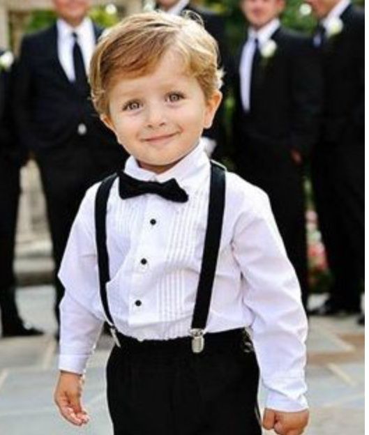 Ajuda com a roupa dos filhos da noiva 2