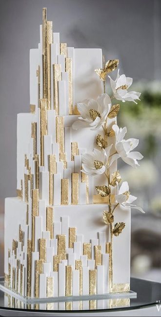 o arco-íris 🌈 Invadiu a comunidade com inspirações em dourado para Bolos 🍰 2