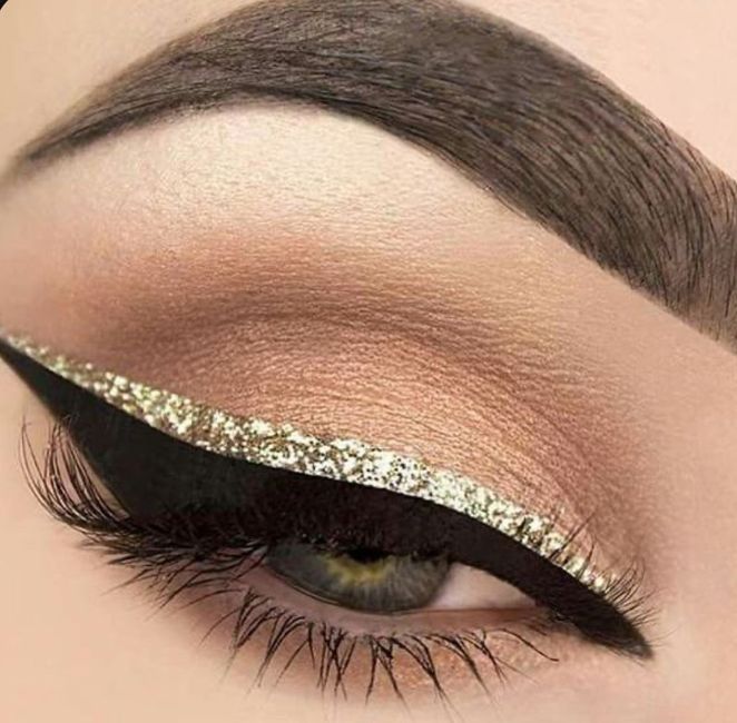 O🌈 Arco-íris invade a Comunidade com Inspirações em Dourado para a Makeup dos Olhos 👀 2
