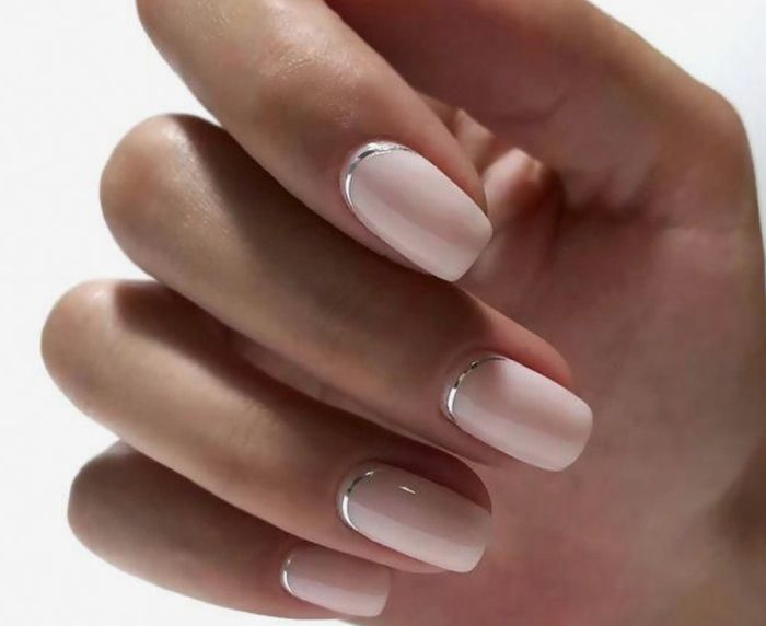 Last one🤩 O🌈 Arco-íris invade a Comunidade com Inspirações em Dourado para unhas 💅🏼 5