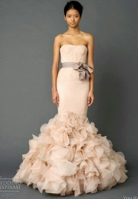 Vestido com fita de cor pastel - 1