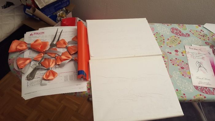colar a follha branca