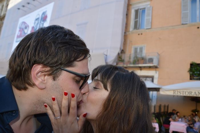 o primeiro beijo  de noivos