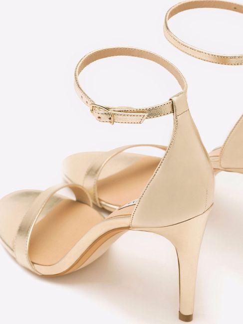 ADORO DOURADOS MASSIMU DUTTI 