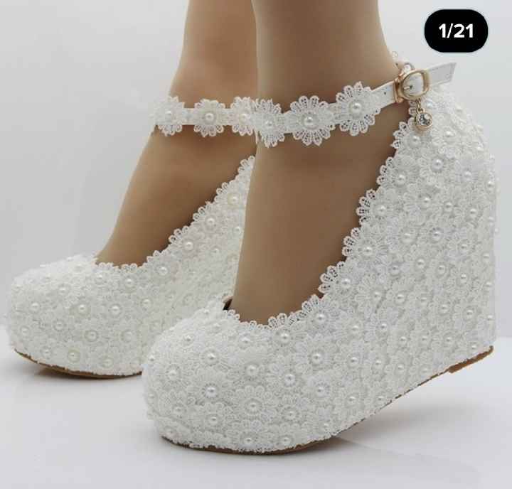 Os sapatos: salto alto fino ou grosso? - 1