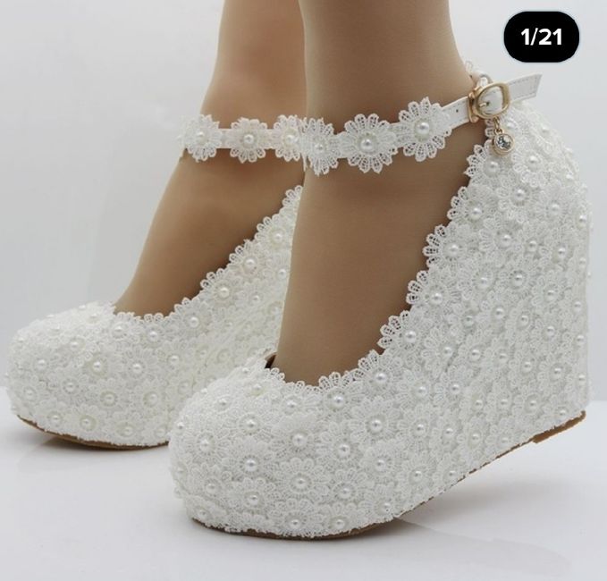 Os sapatos: salto alto fino ou grosso? - 1