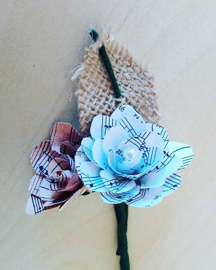  Boutonniere para o menino das alianças - 3