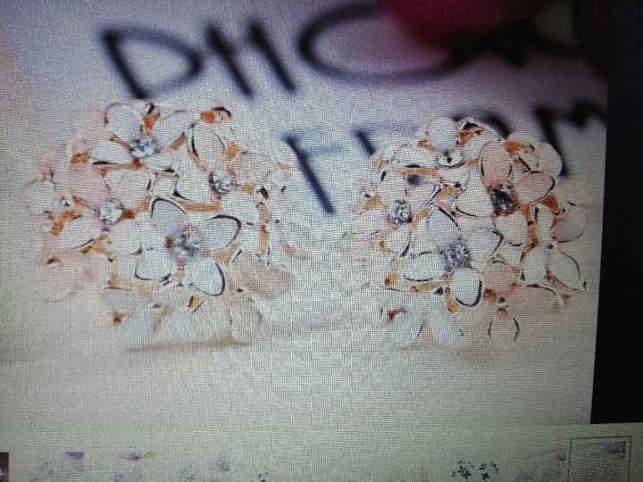 Ajuda das noivinhas precisa-se - 1