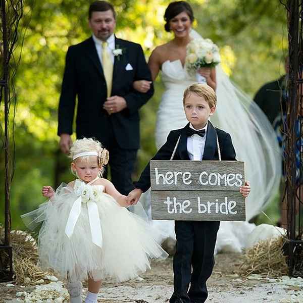 Here comes the bride placa
