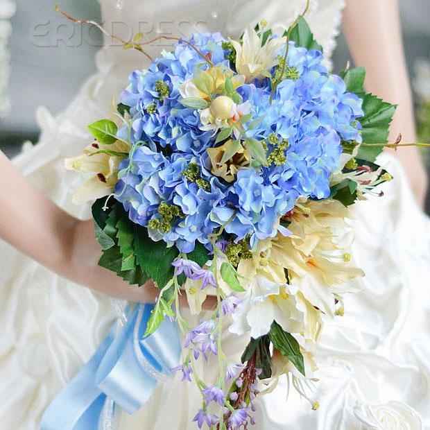 Decoração azul... bouquet também?  - 2