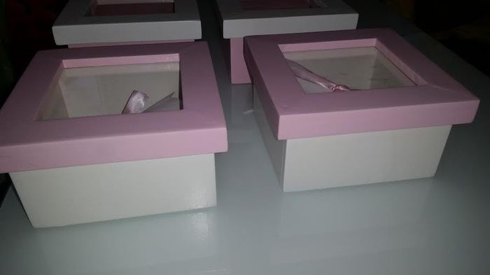 Convite Padrinhos caixa branca , tampa rosa