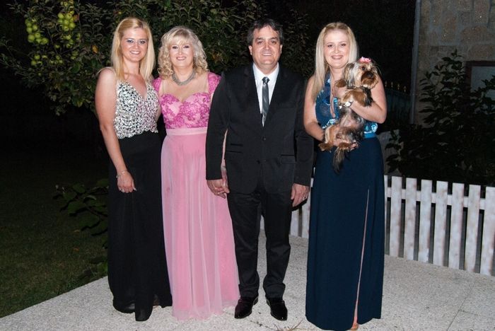 Eu, Pais e minha irma e claro a nossa cadela Lili